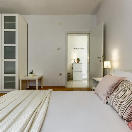 Lrs 2 Apartment In The Centar Of Zara Esterno foto