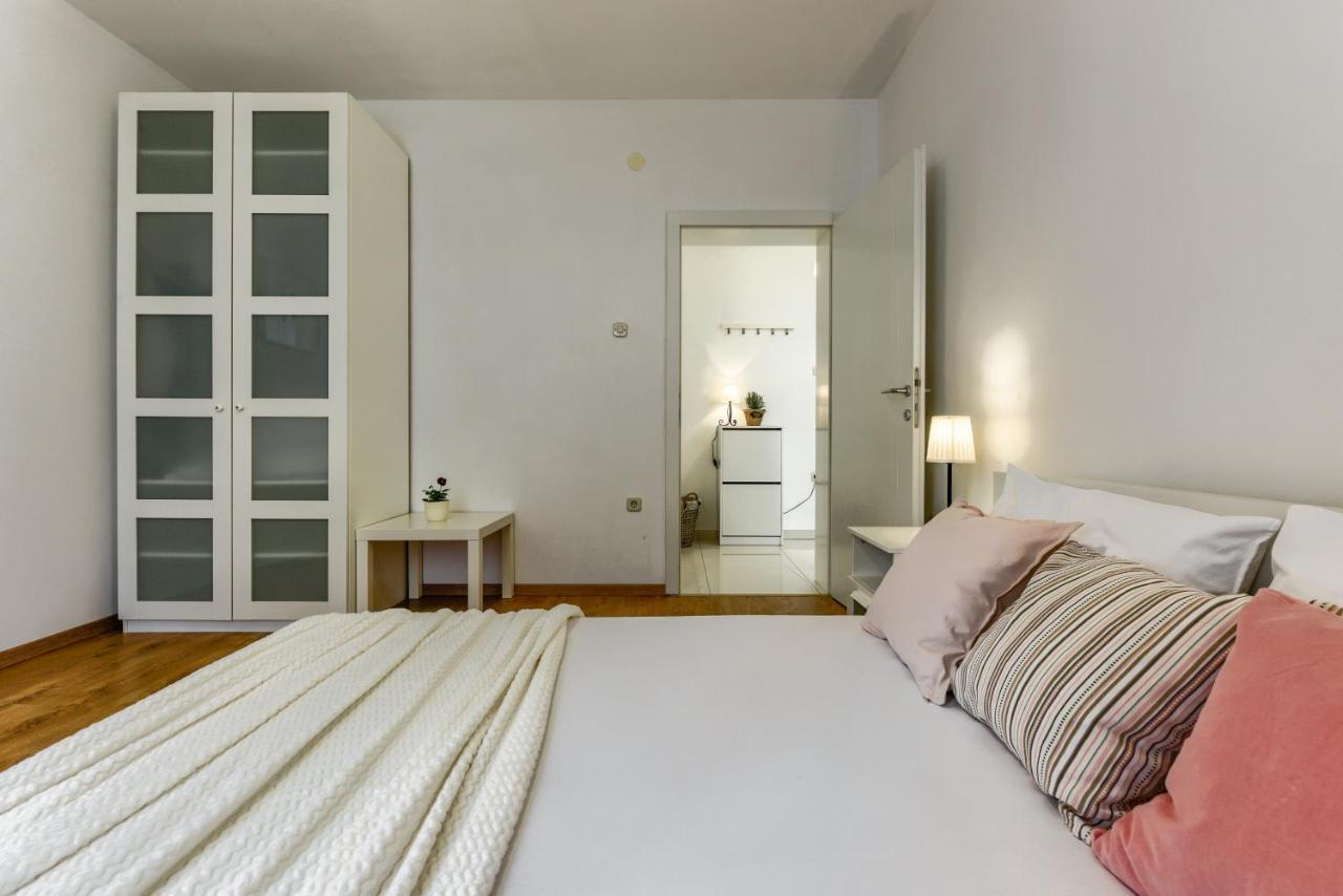 Lrs 2 Apartment In The Centar Of Zara Esterno foto