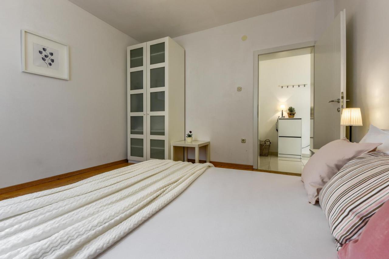 Lrs 2 Apartment In The Centar Of Zara Esterno foto