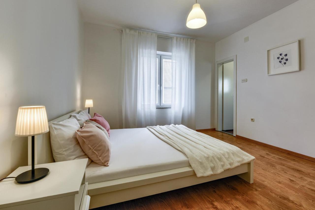 Lrs 2 Apartment In The Centar Of Zara Esterno foto